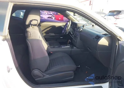 2012 Dodge Challenger R/T z USA, uszkodzony, nr VIN 2C3CDYBT5CH144820